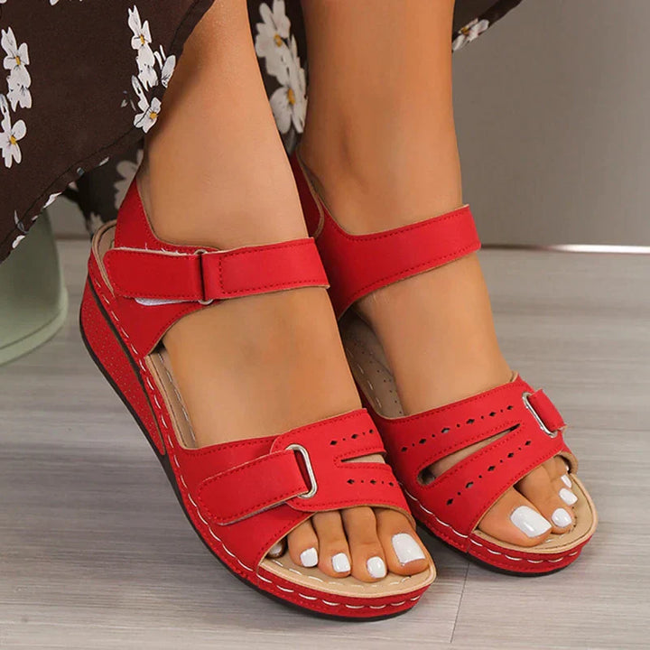 Callie | Women&