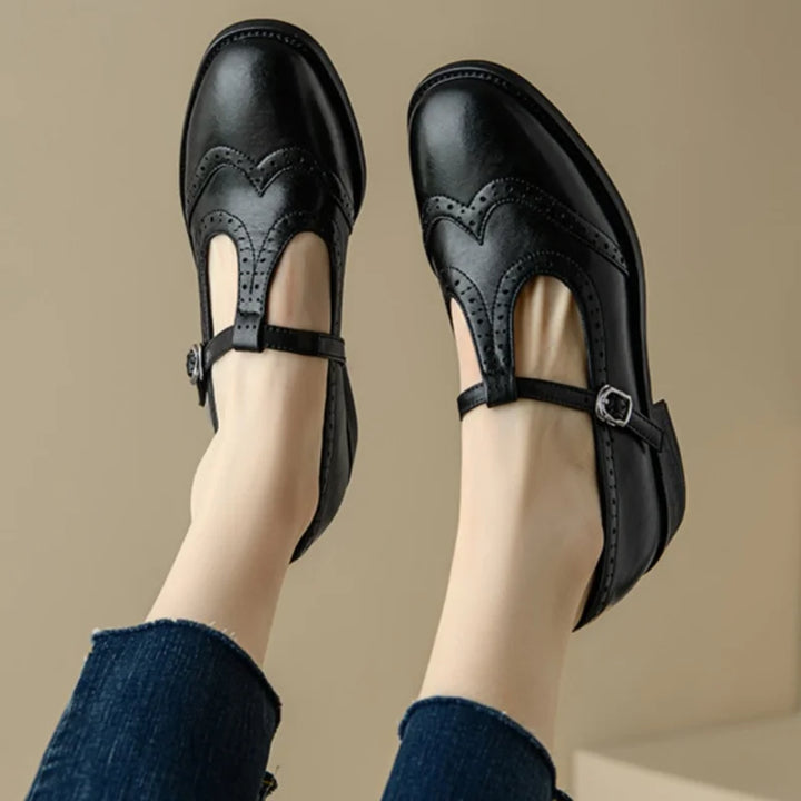 Claire | Women&