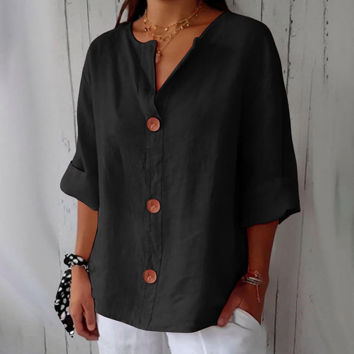 Della | Women&