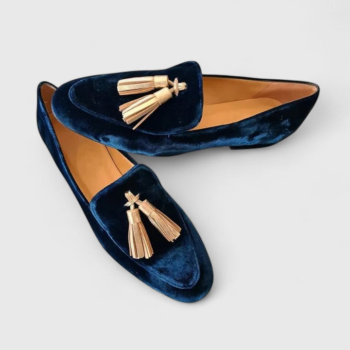 Genevieve | Women&